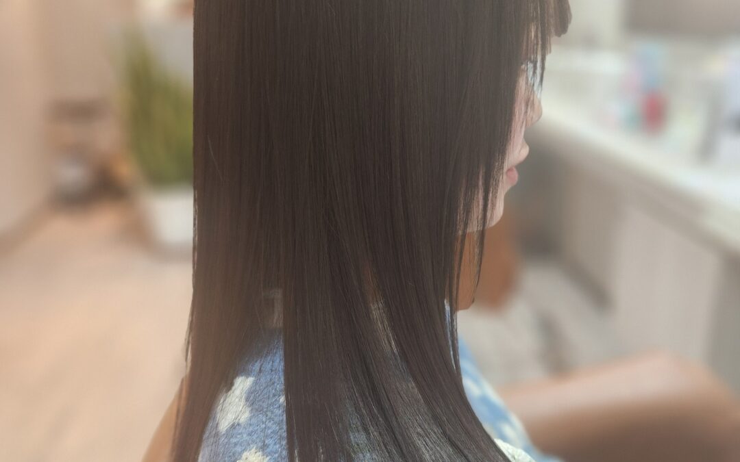 先日、再び【BIKAKU】の髪質改善をお客様に提供させていた