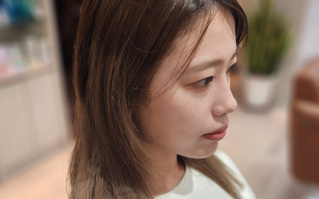 こんにちは、最近、お仕事の都合で髪を暗くしなくてはならないけ