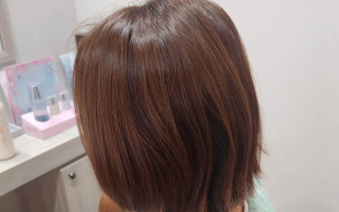 今回もお客様に【BIKAKU】を用いて、ボブスタイルの髪質改
